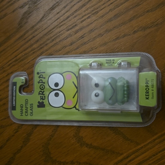 6 pc Glass Hello Kitty and friends minis - Picture 3 of 9